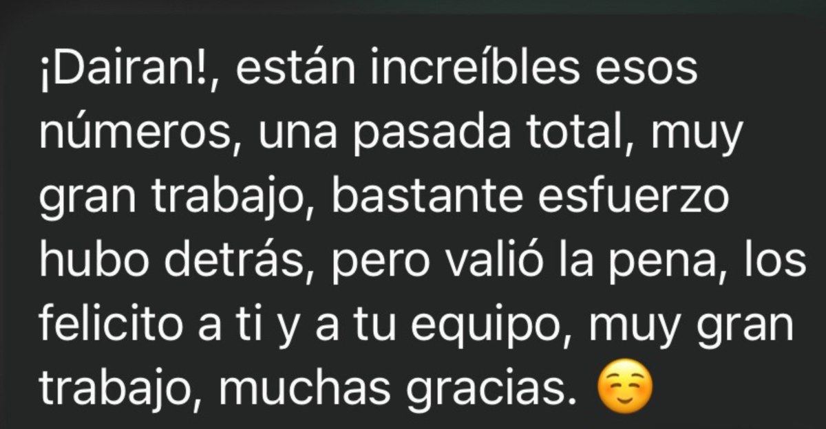 Captura de WhatsApp: cliente felicitando por los números conseguidos